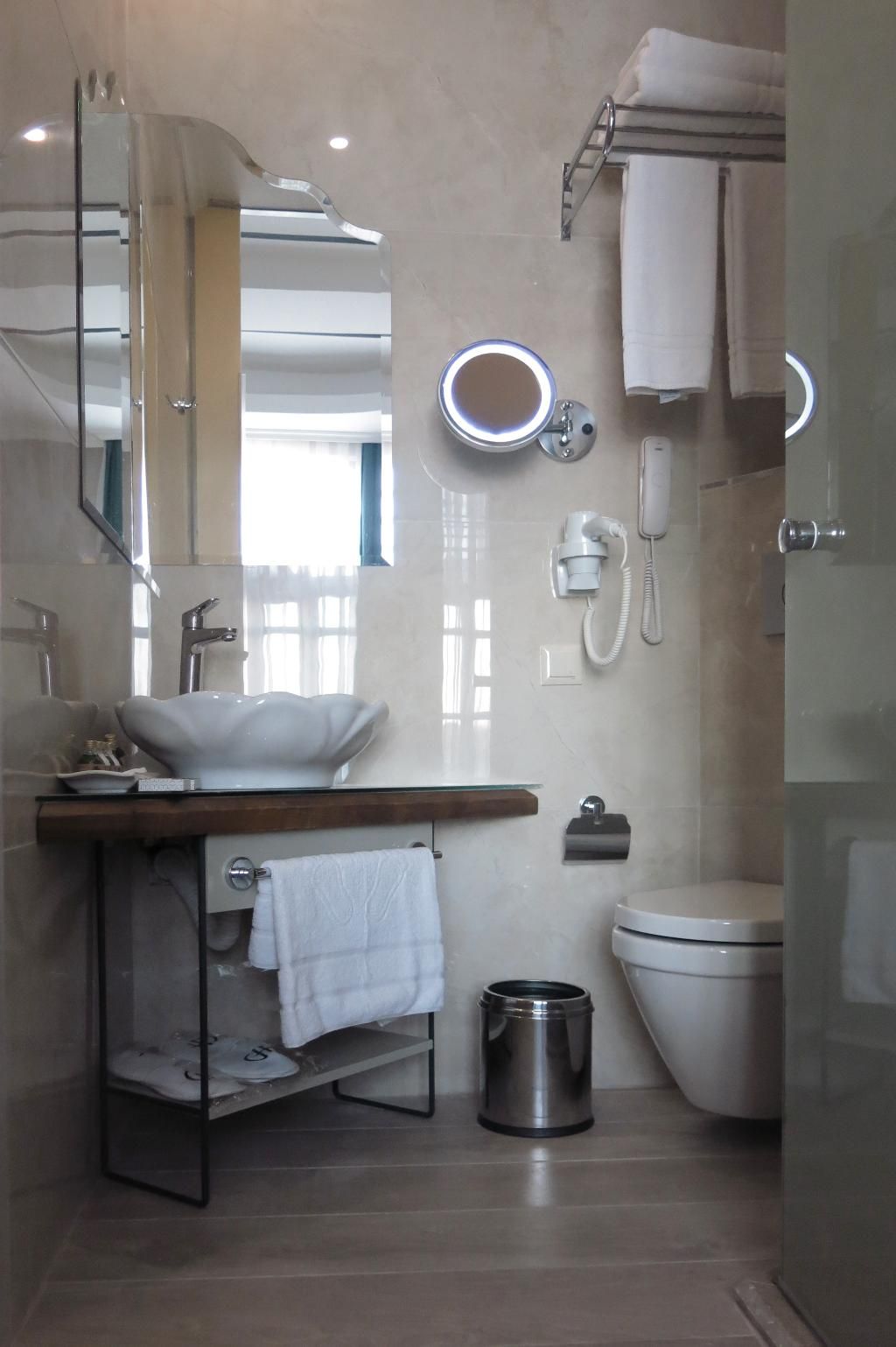 Galatahan Hotel, foto 12