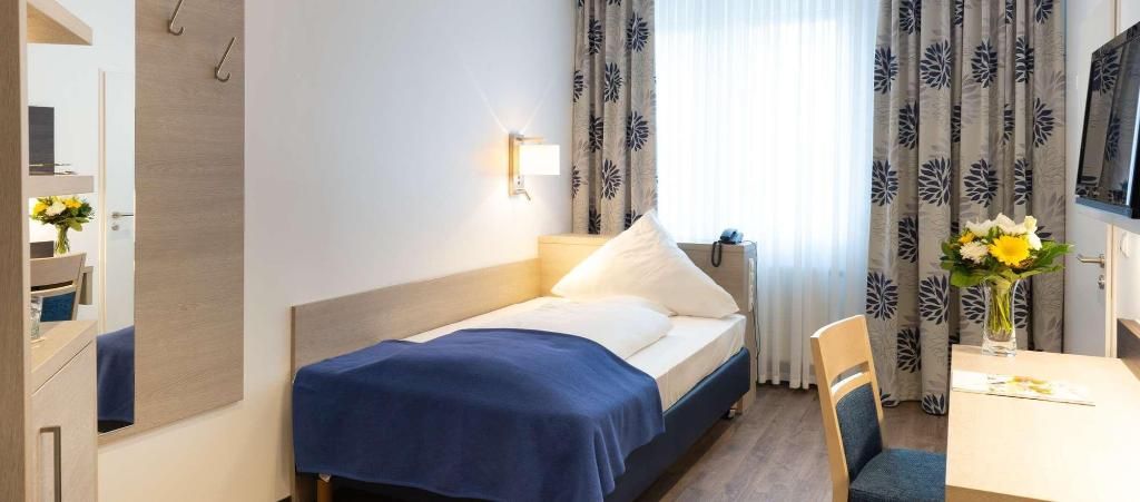 Ringhotel Loew's Merkur, foto 2