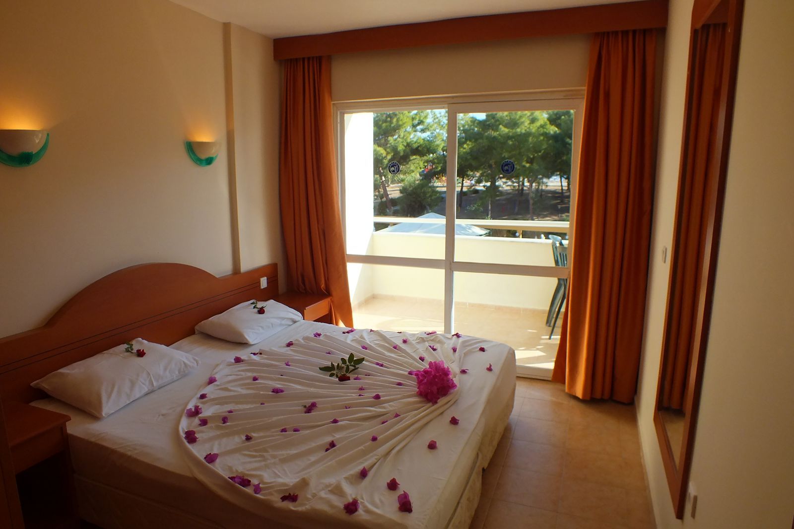 Tuntas Family Suites Kusadasi, foto 6