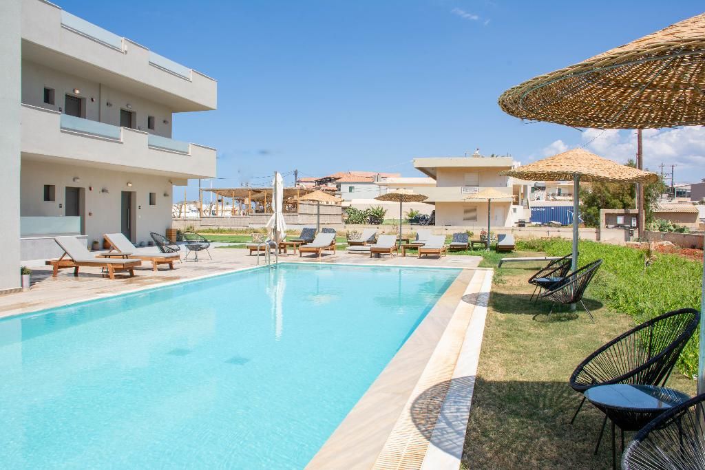 Ebenus Suites "Adults Only" by Checkin, foto 12