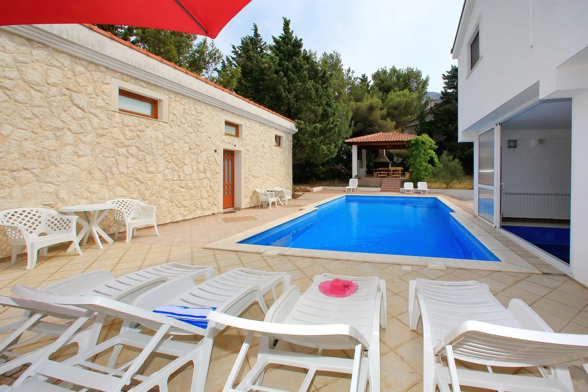 Piscine maison de vacances