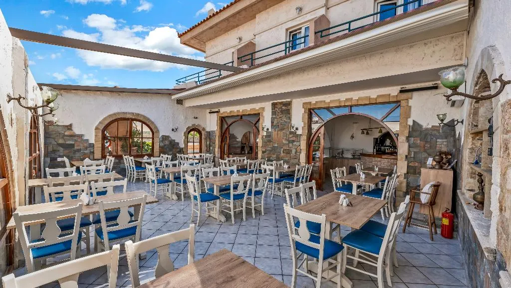 Erato Hotel