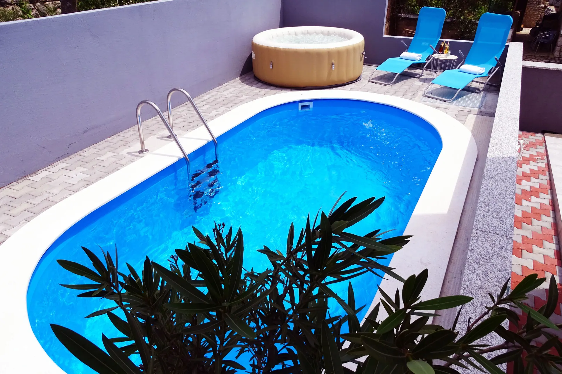 Piscine maison de vacances