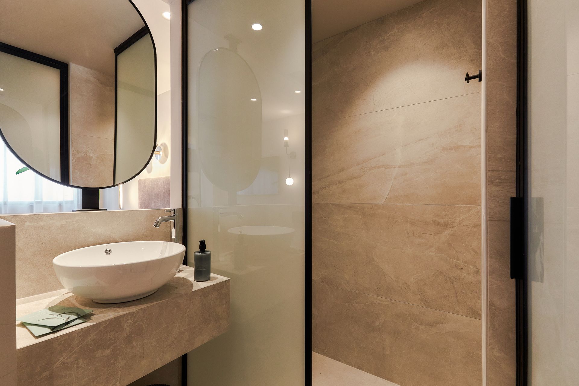 Enorme Epavli Urban Living, foto 13