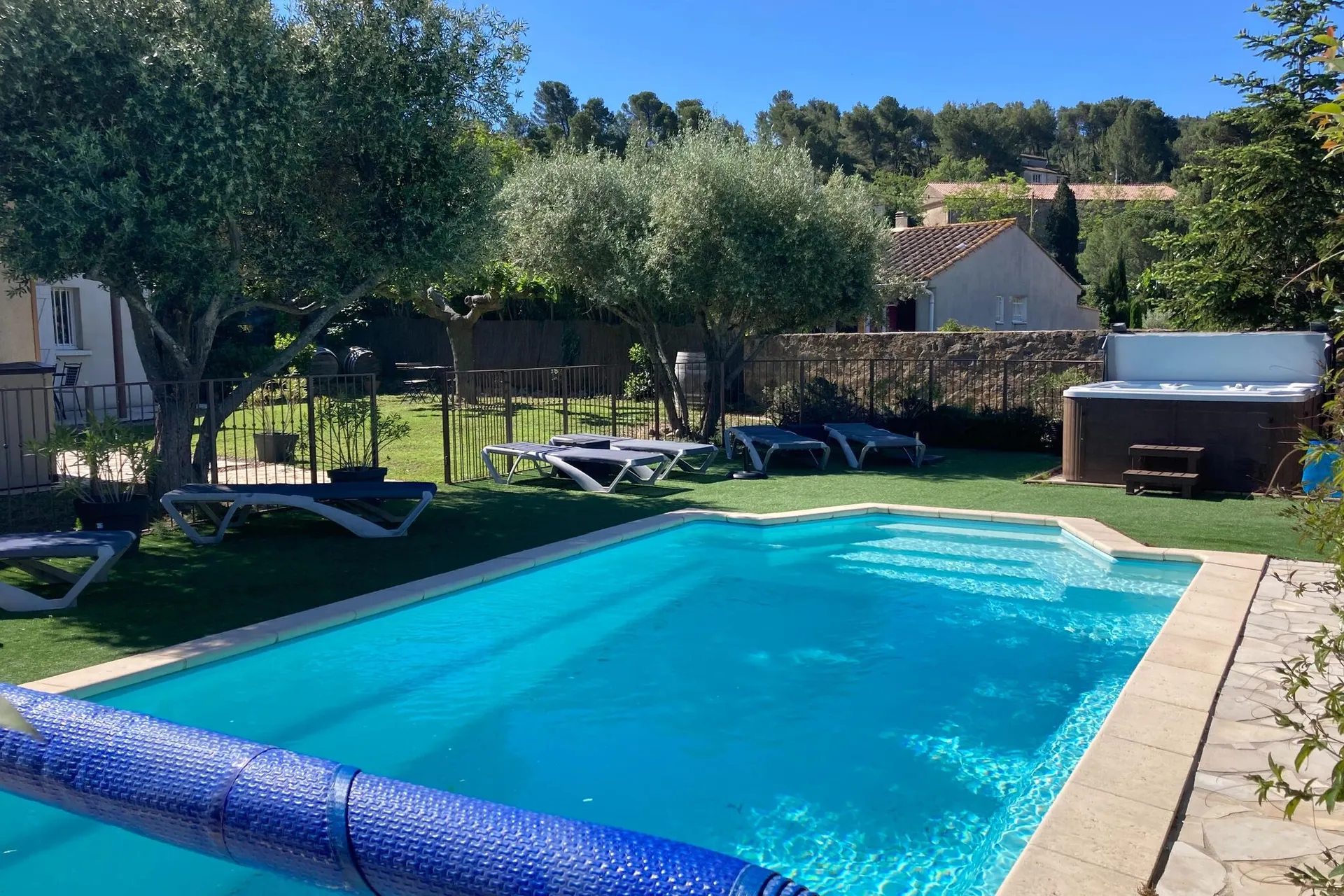 Piscine maison de vacances