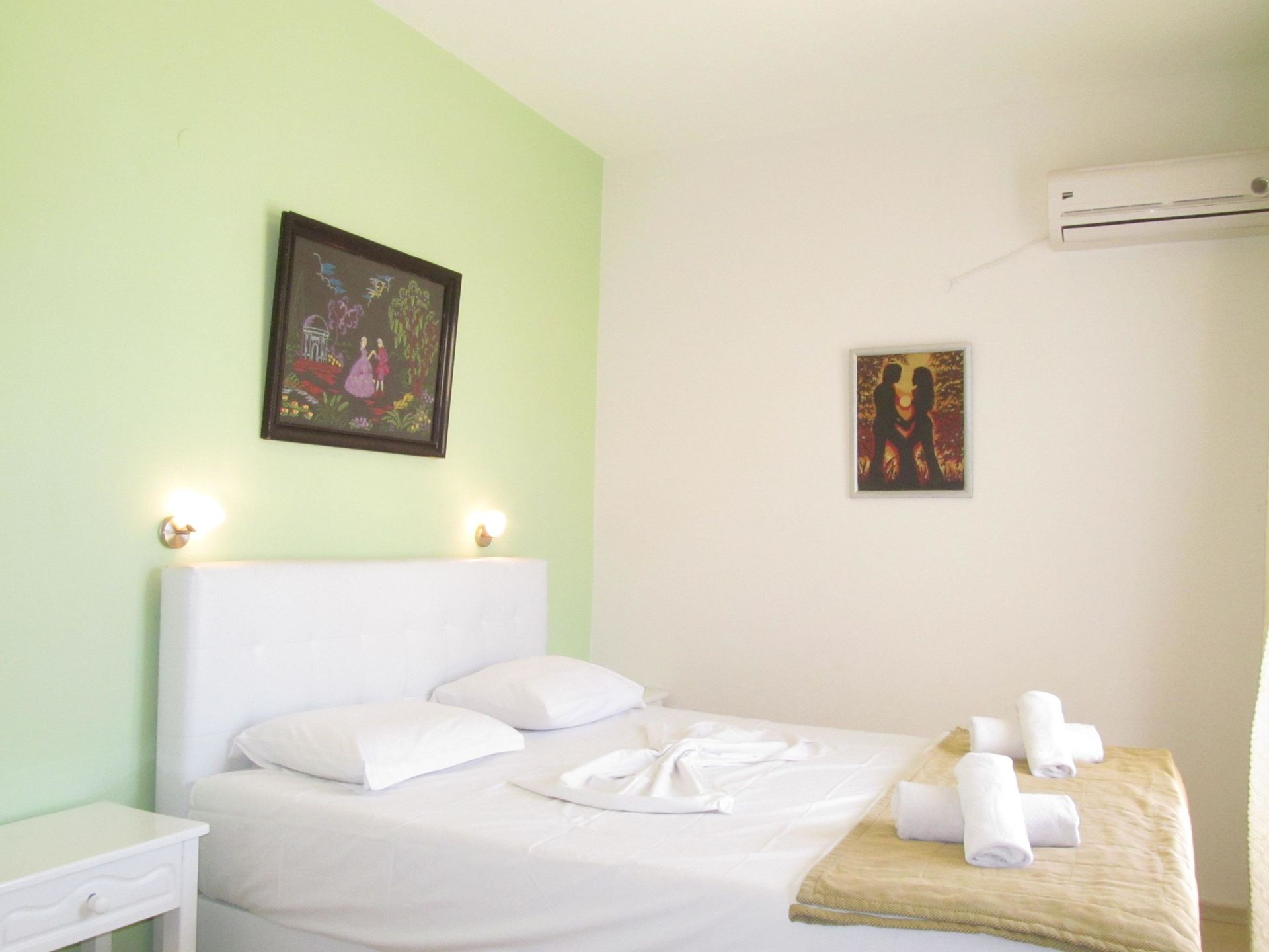 Irini Studios, foto 2