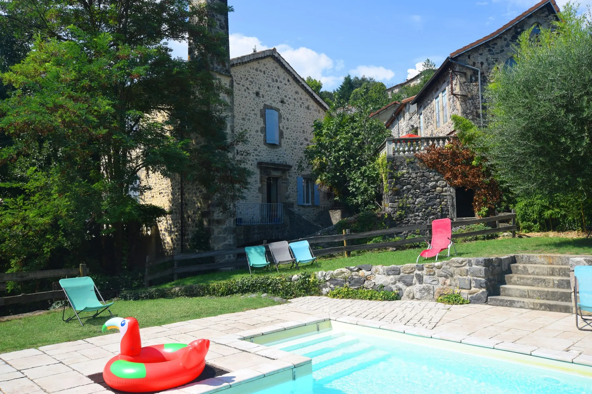 Exterieur vakantiehuis (zomer)