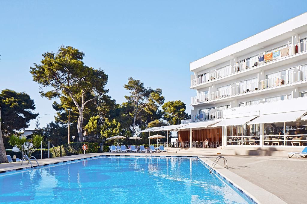 Globales Cala Blanca, foto 4