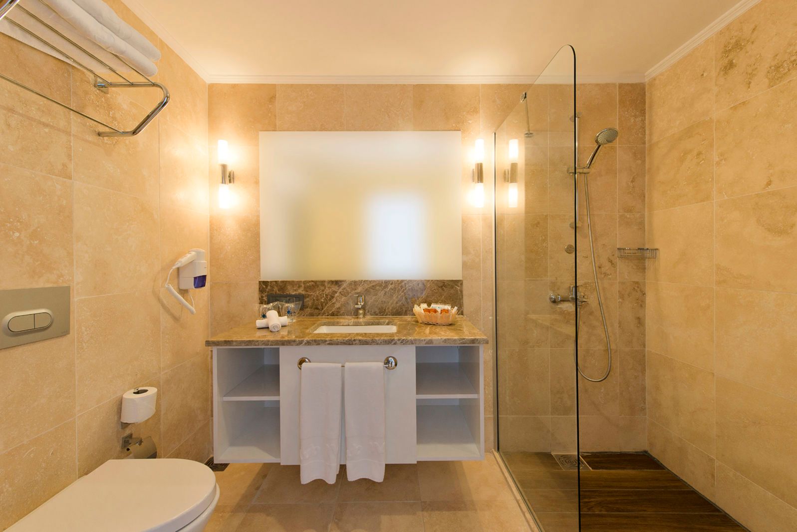Bellazure Hotel, foto 6