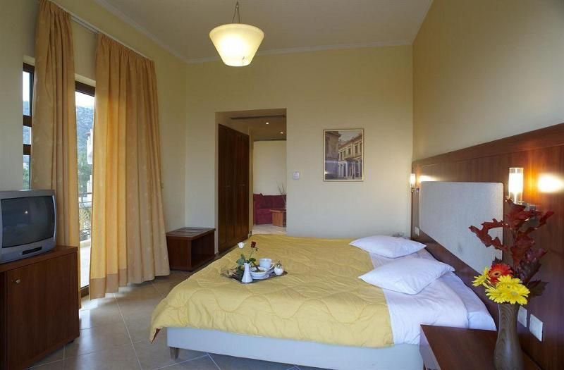 Parnis Palace Hotel, foto 10