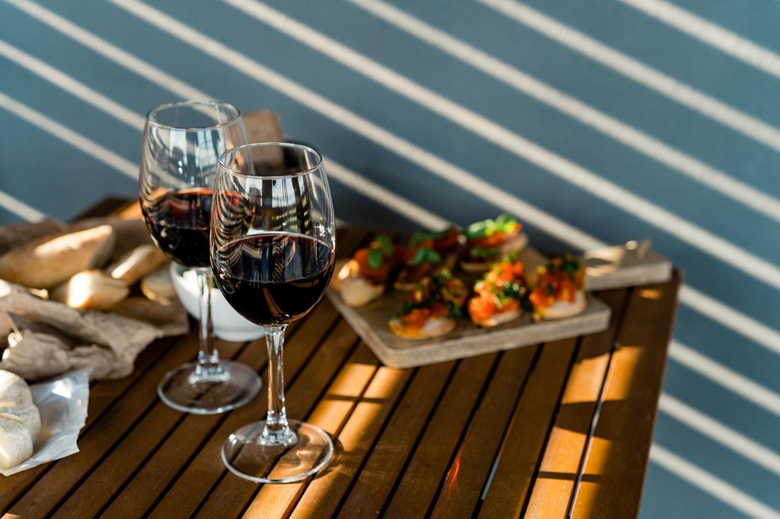 Fly-drive Wine & Dine in solares, foto 2