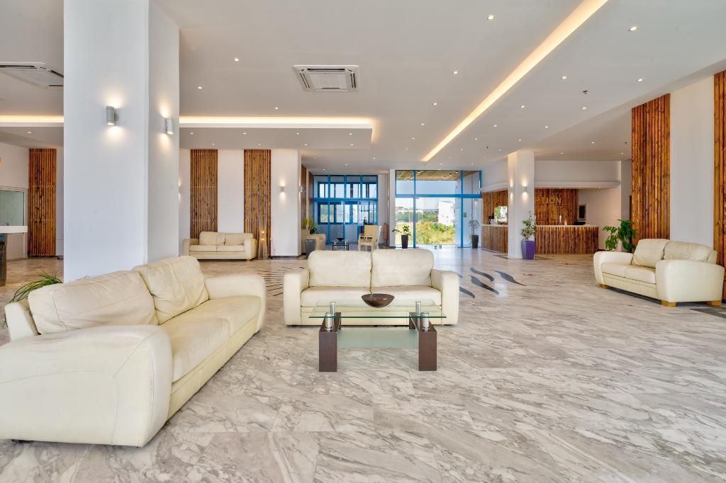 Kamari Plus Hotels, foto 4