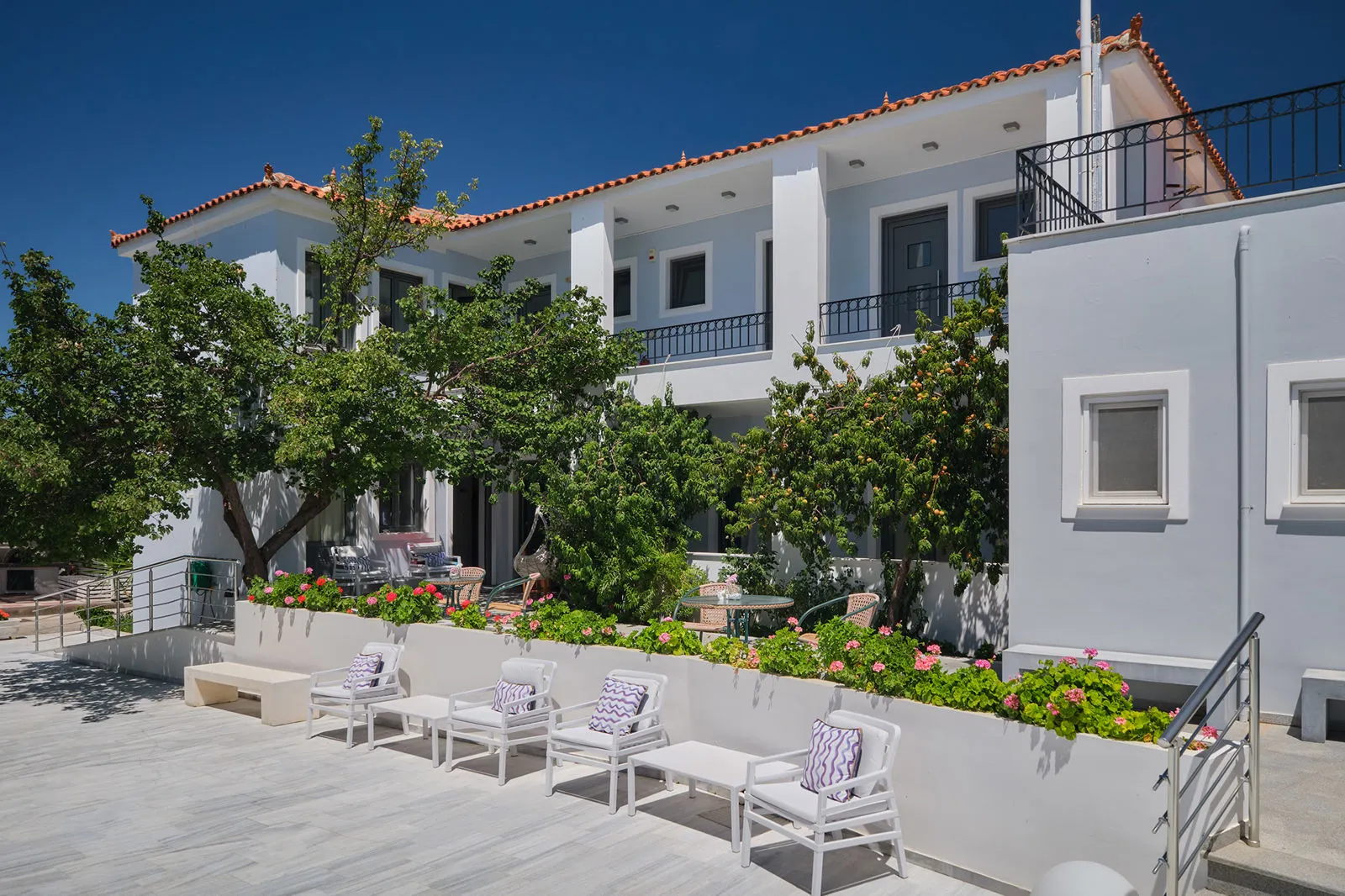 Defkalion Hotel