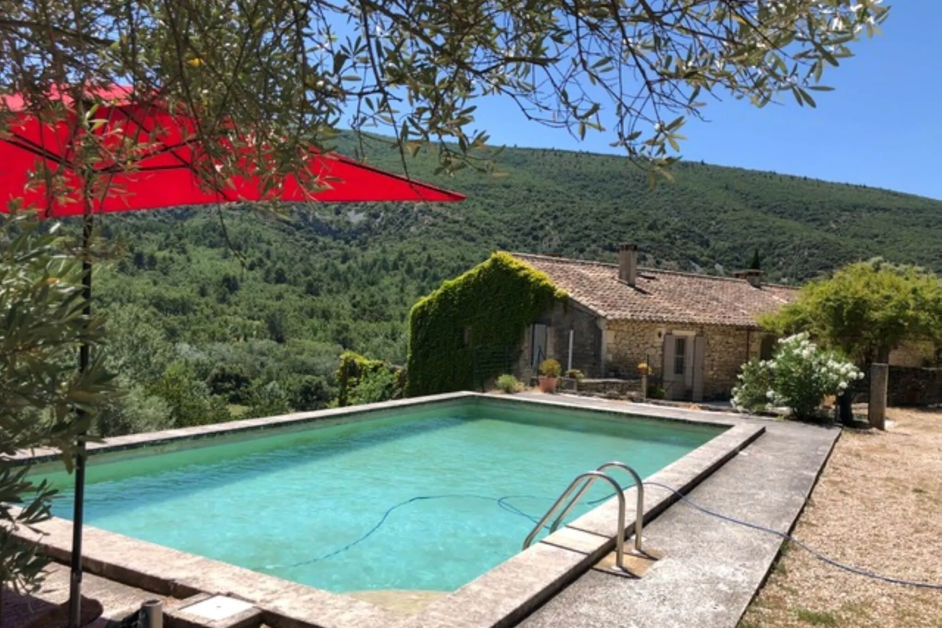 Piscine maison de vacances