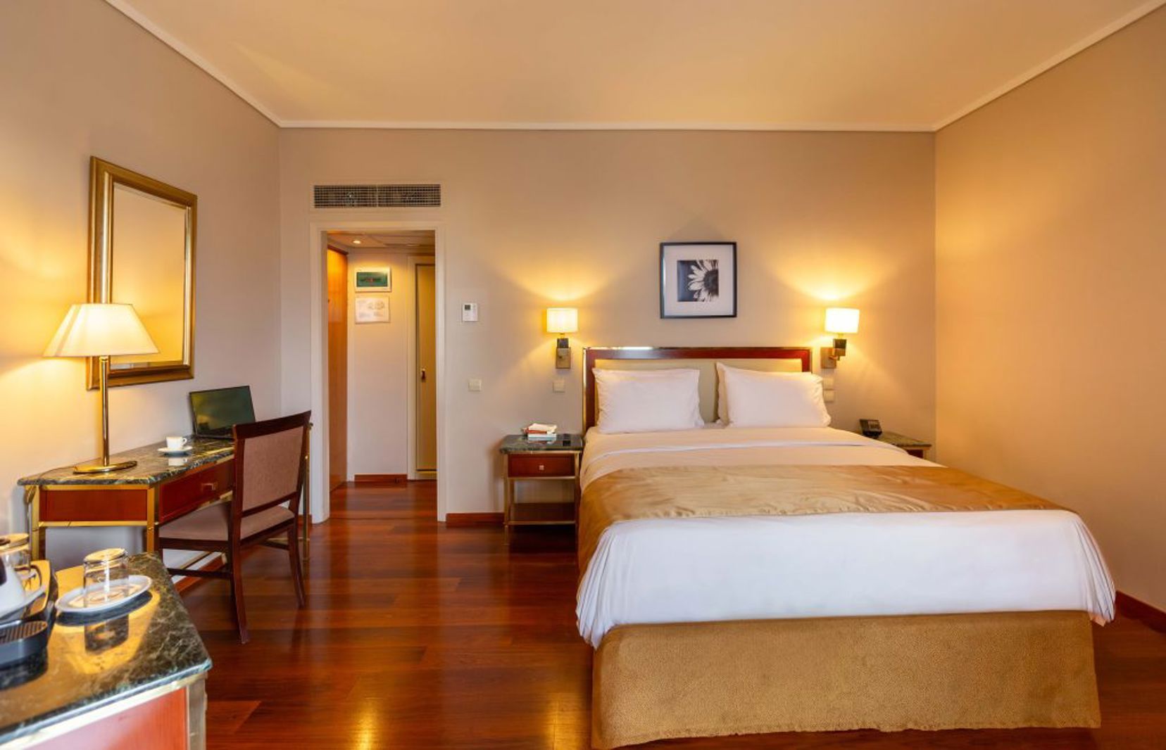 Ilisia Hotel, foto 2