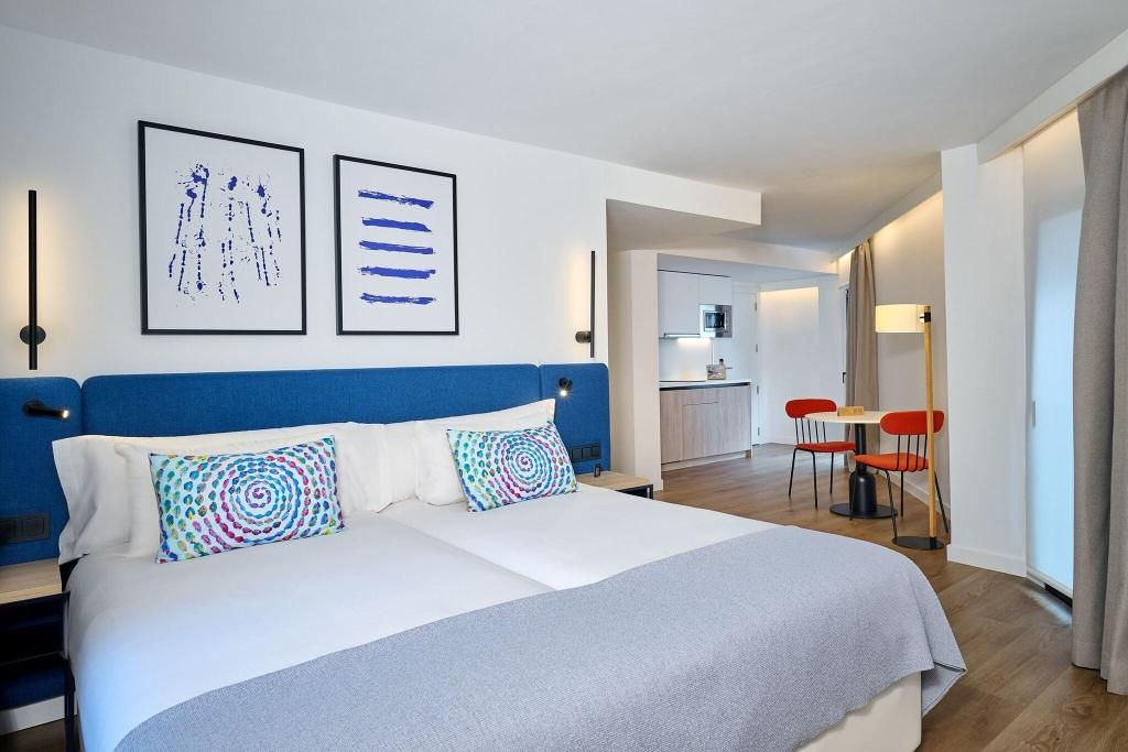 Apartamentos Luna Suites Granada, foto 13