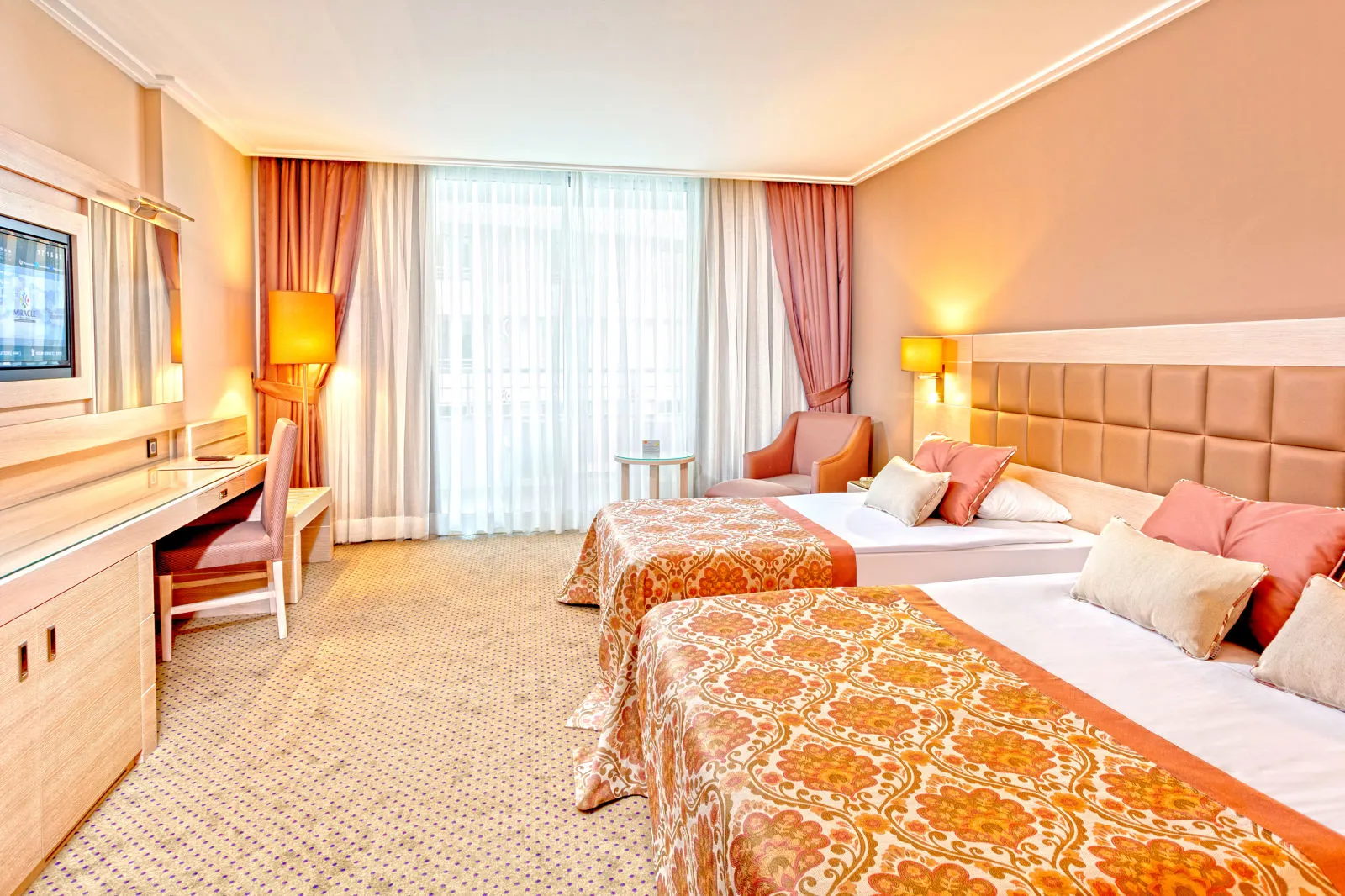 Miracle Resort