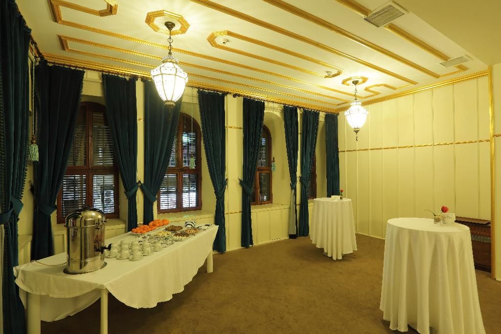 Sirehan, foto 2