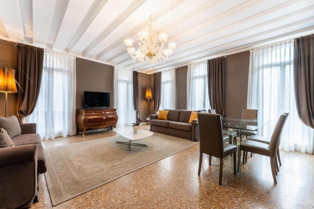 San Teodoro Palace, foto 4