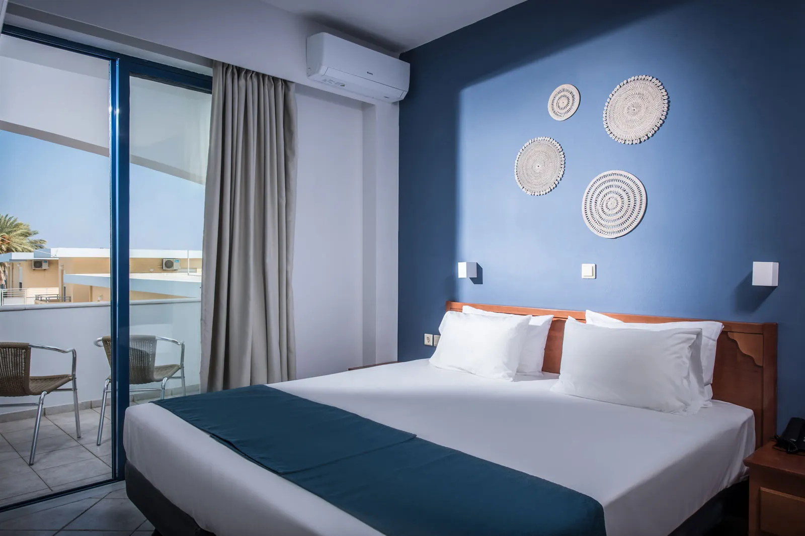 Eleni Beach Aparthotel