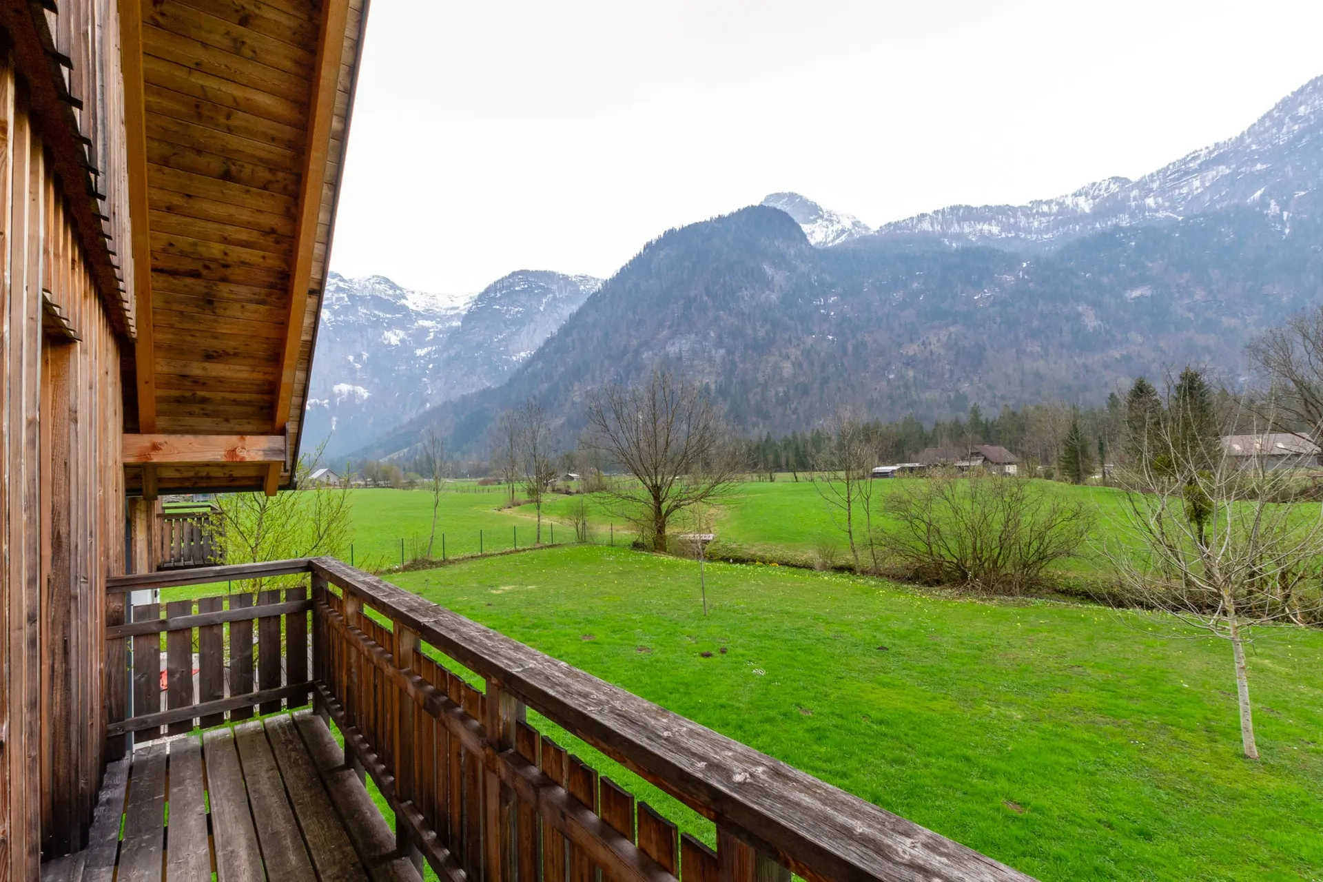 Vue de la maison de vacances (été)