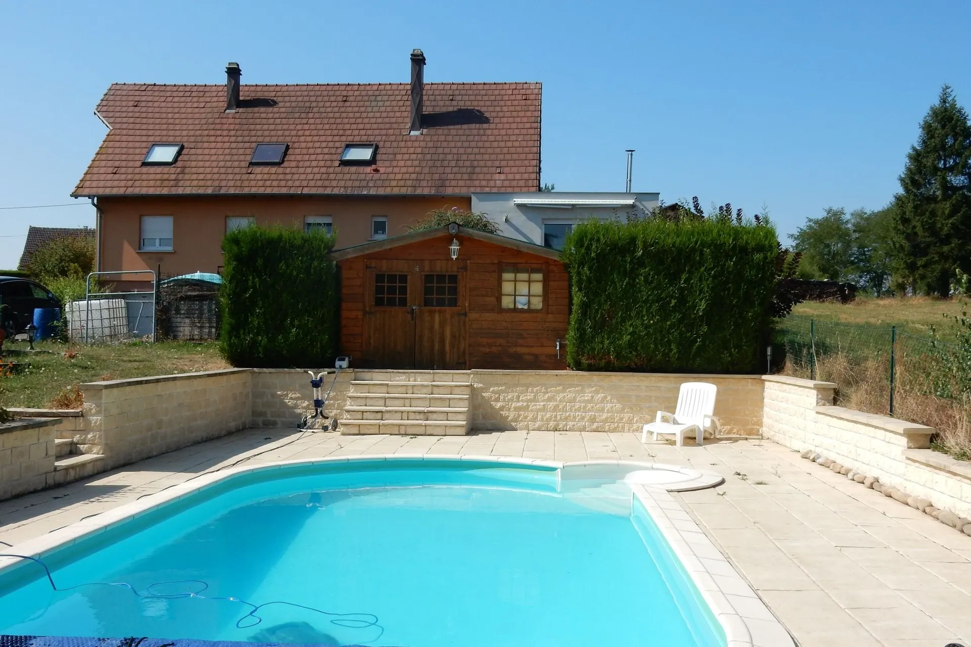 Extérieur maison de vacances (été)