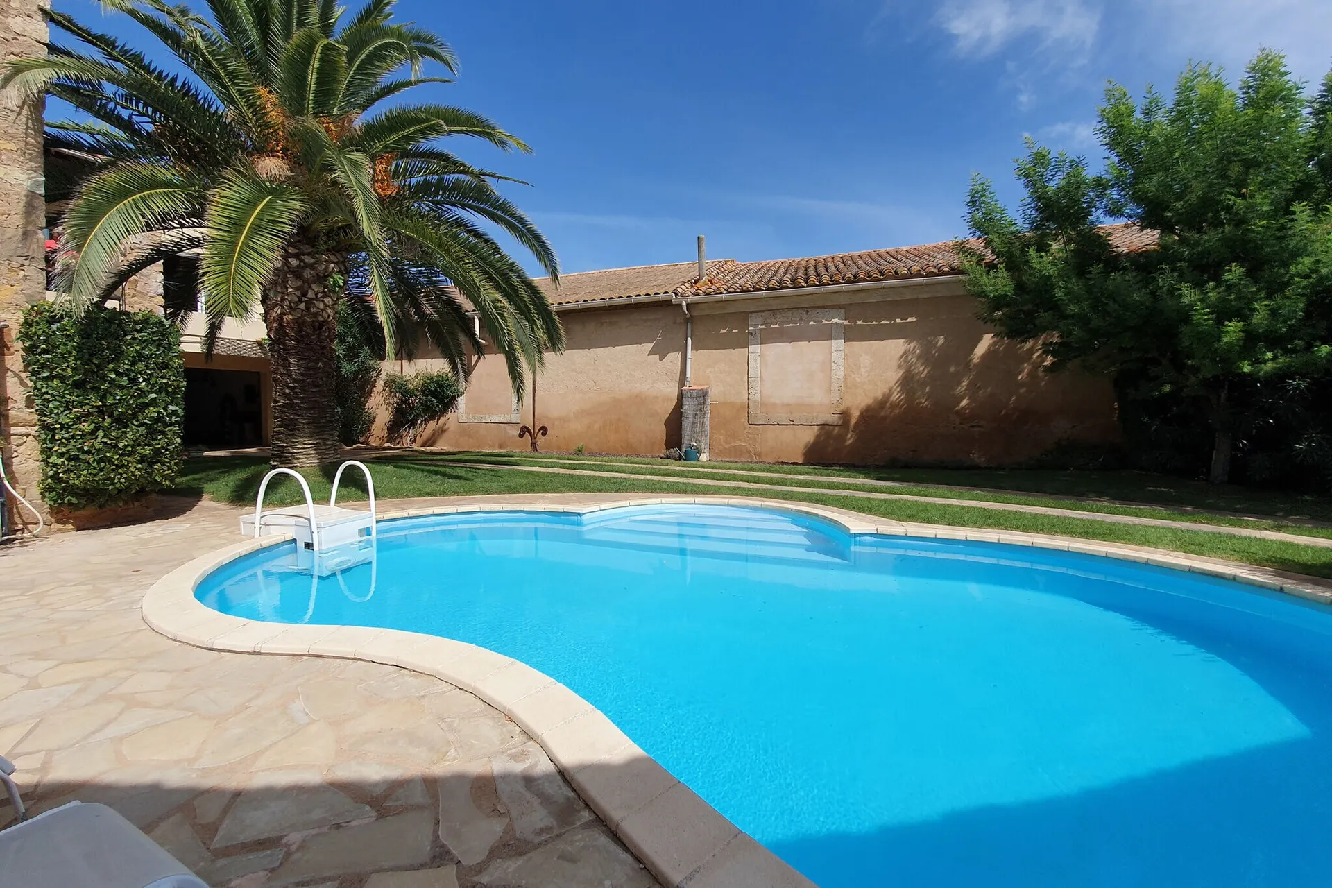 Piscine maison de vacances