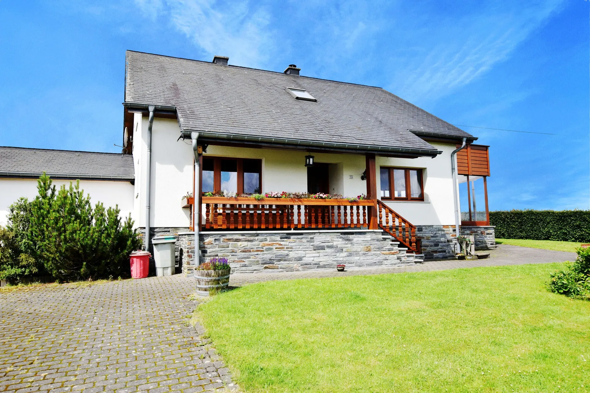 Exterieur vakantiehuis (zomer)