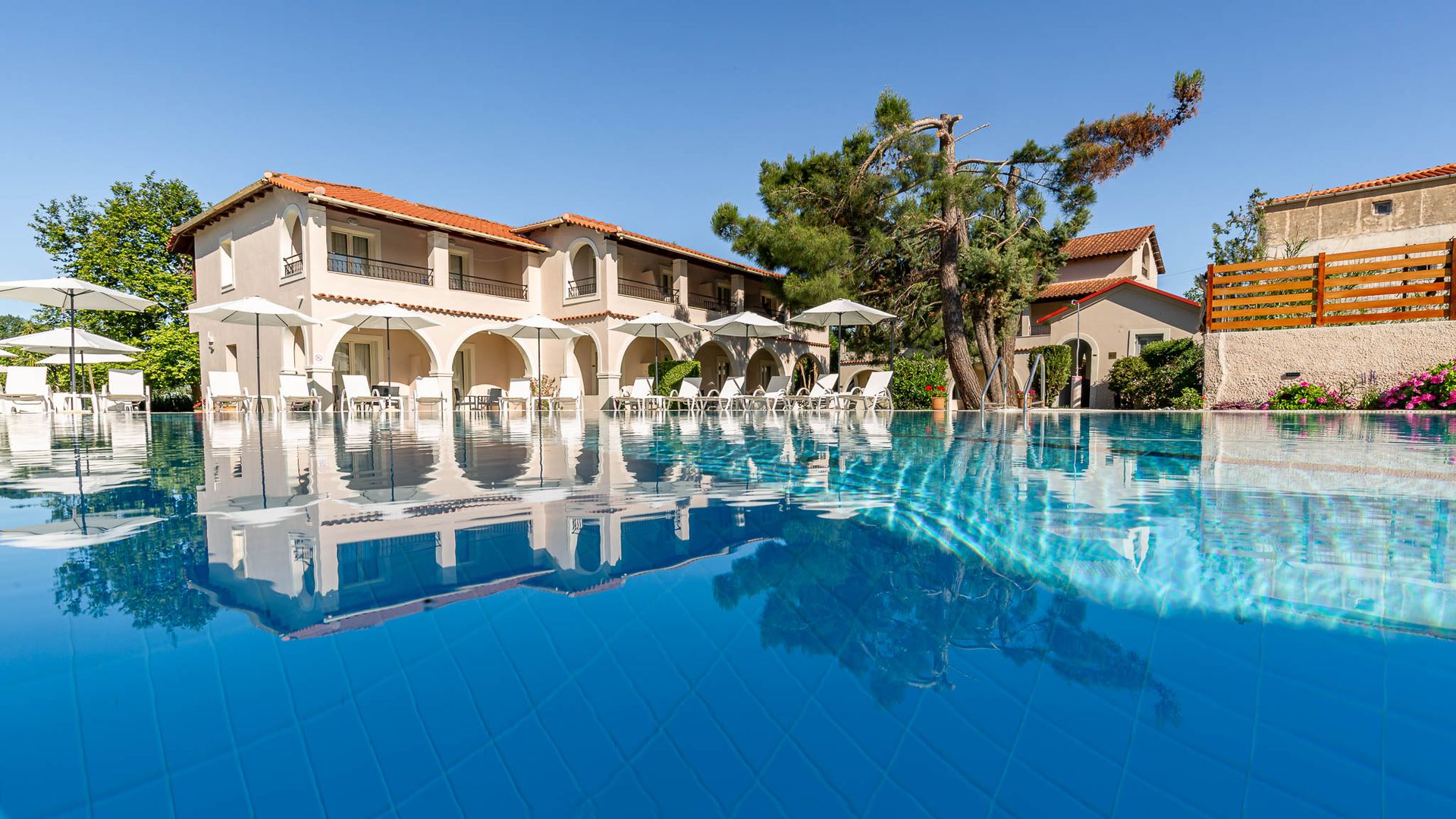 Kamari Apartments, foto 12