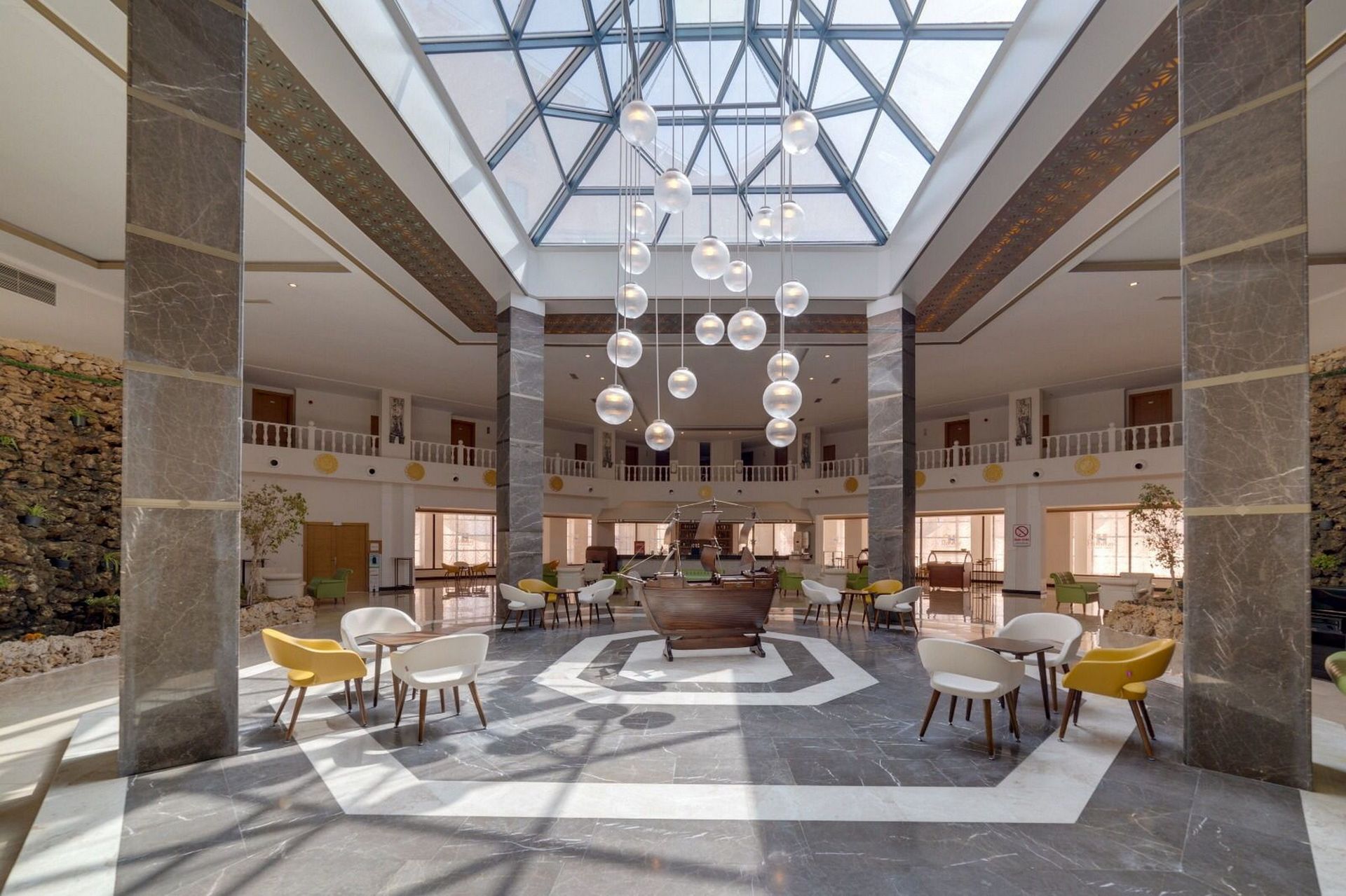 The Holiday Resort Hotel, foto 14