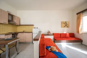 Meropi Aparthotel