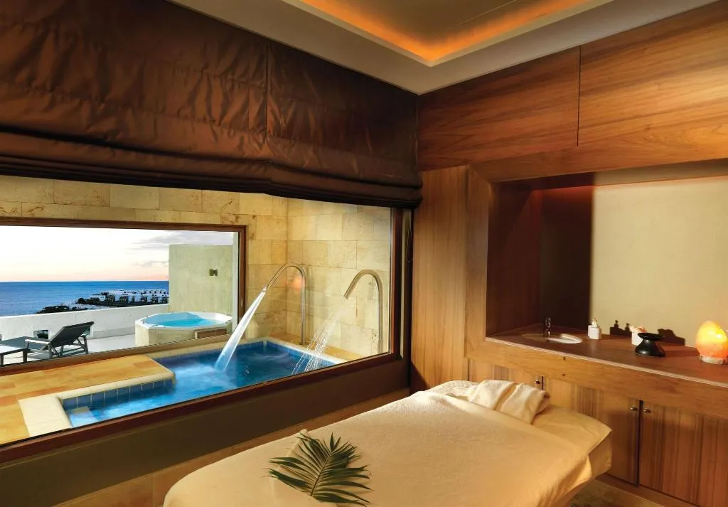 Porto Elounda Golf & Spa Resort