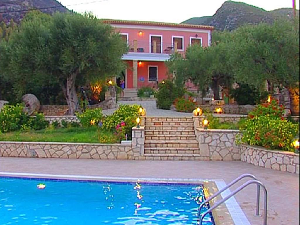 Anatoli Labreon Guesthouse - Apartments, foto 7