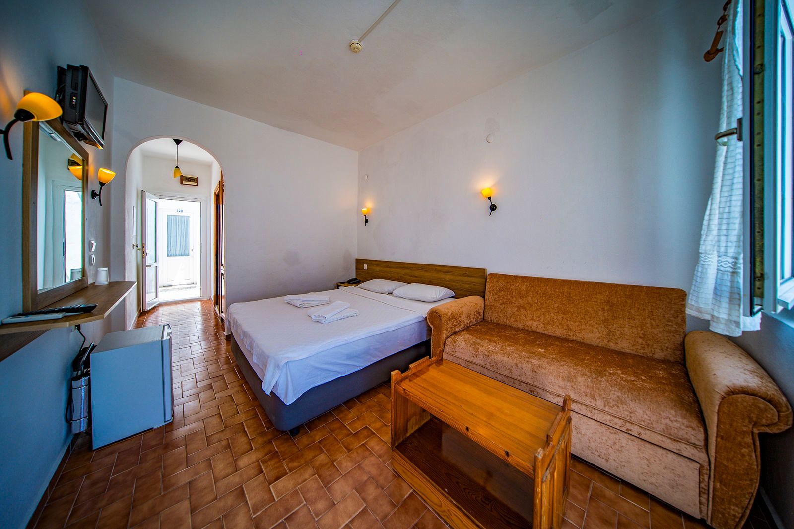 Nagi Beach Hotel, foto 2