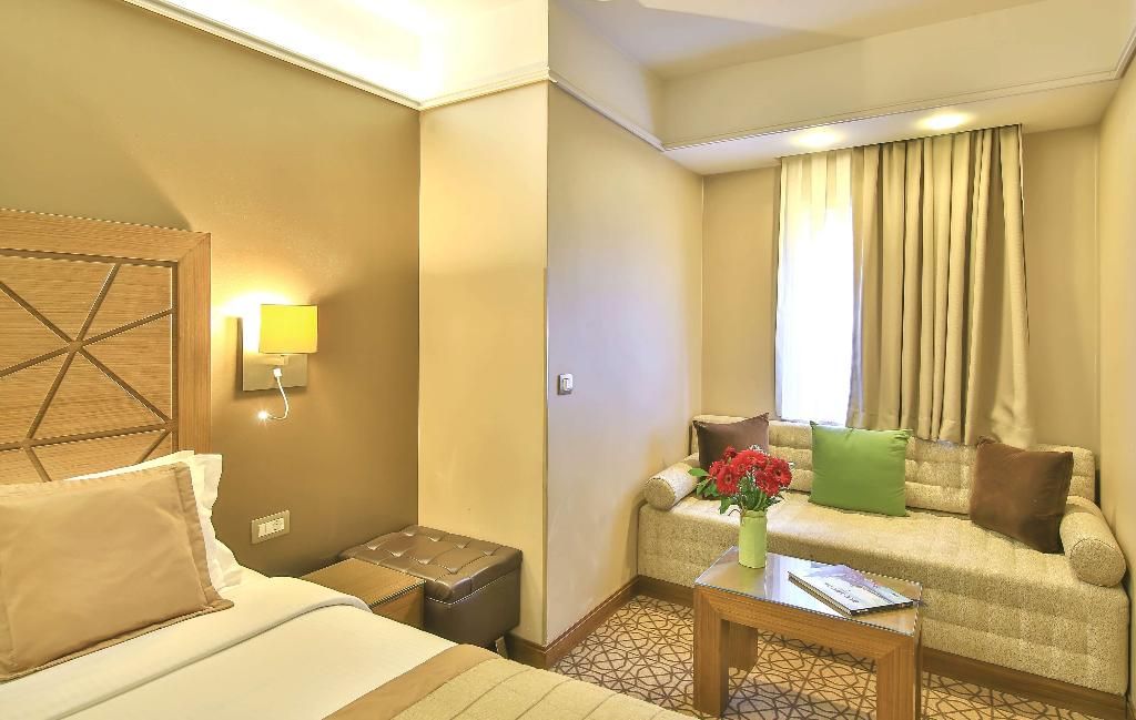 Ramada By Wyndham Istanbul Taksim, foto 2