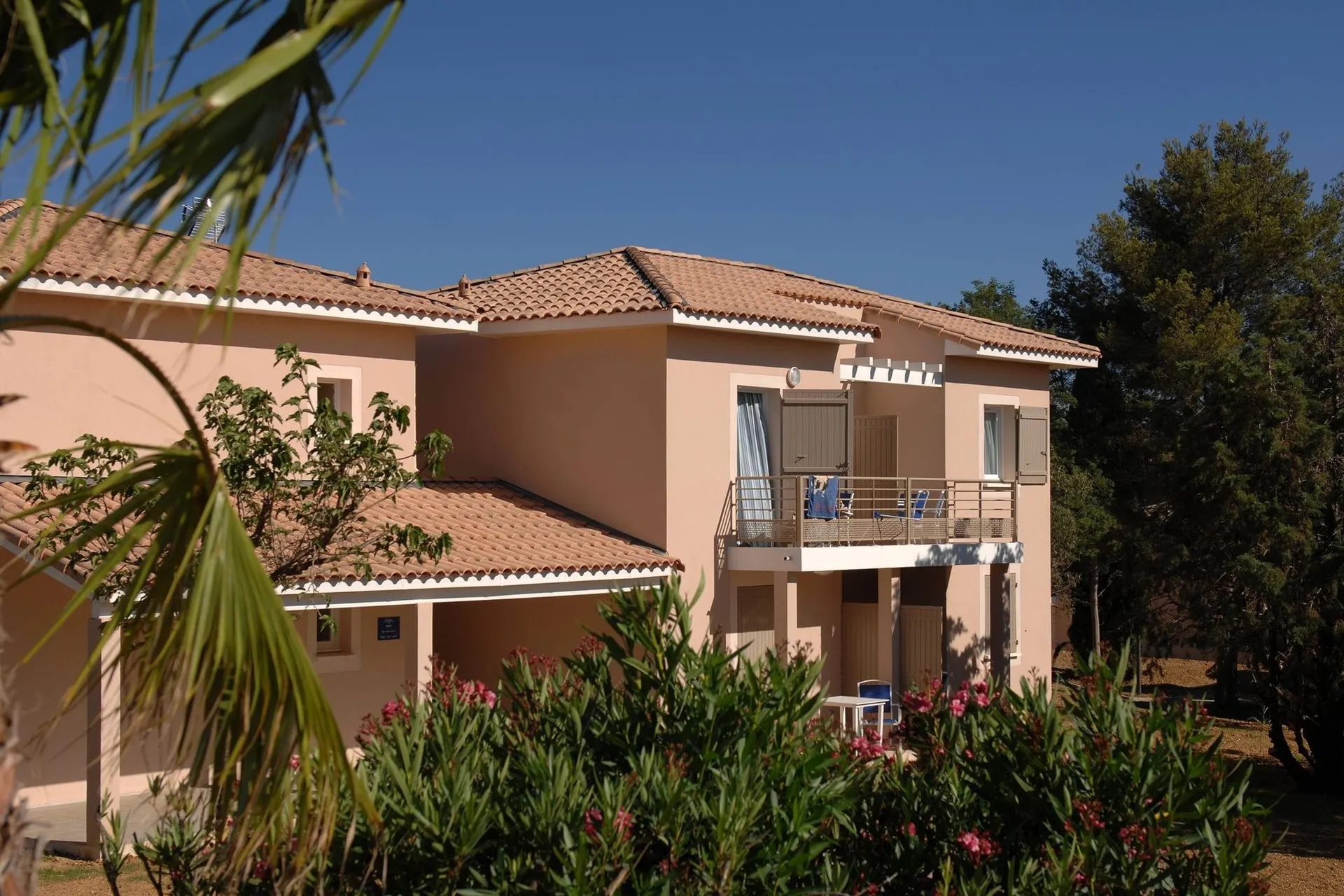Extérieur maison de vacances (été)