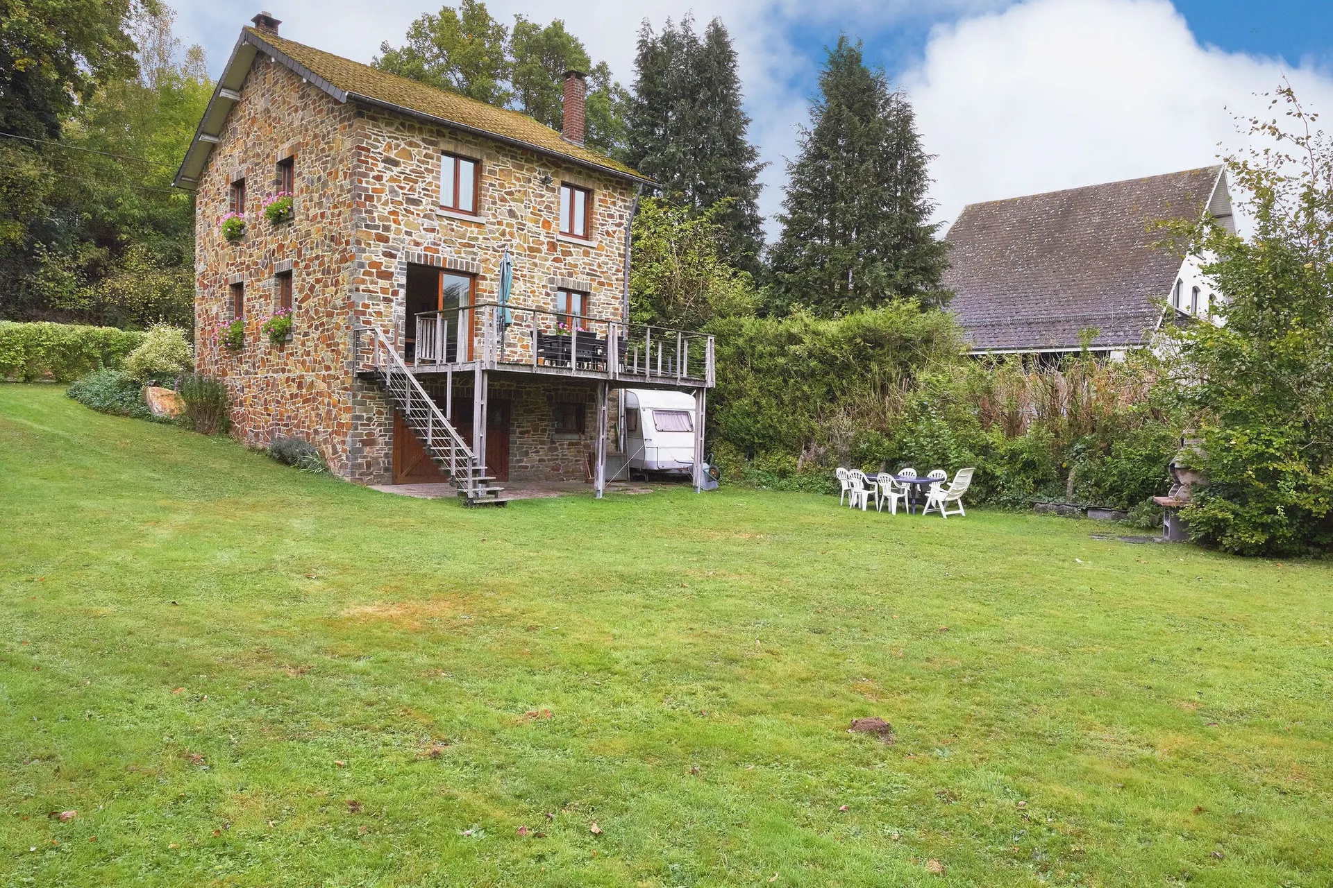 Extérieur maison de vacances (été)