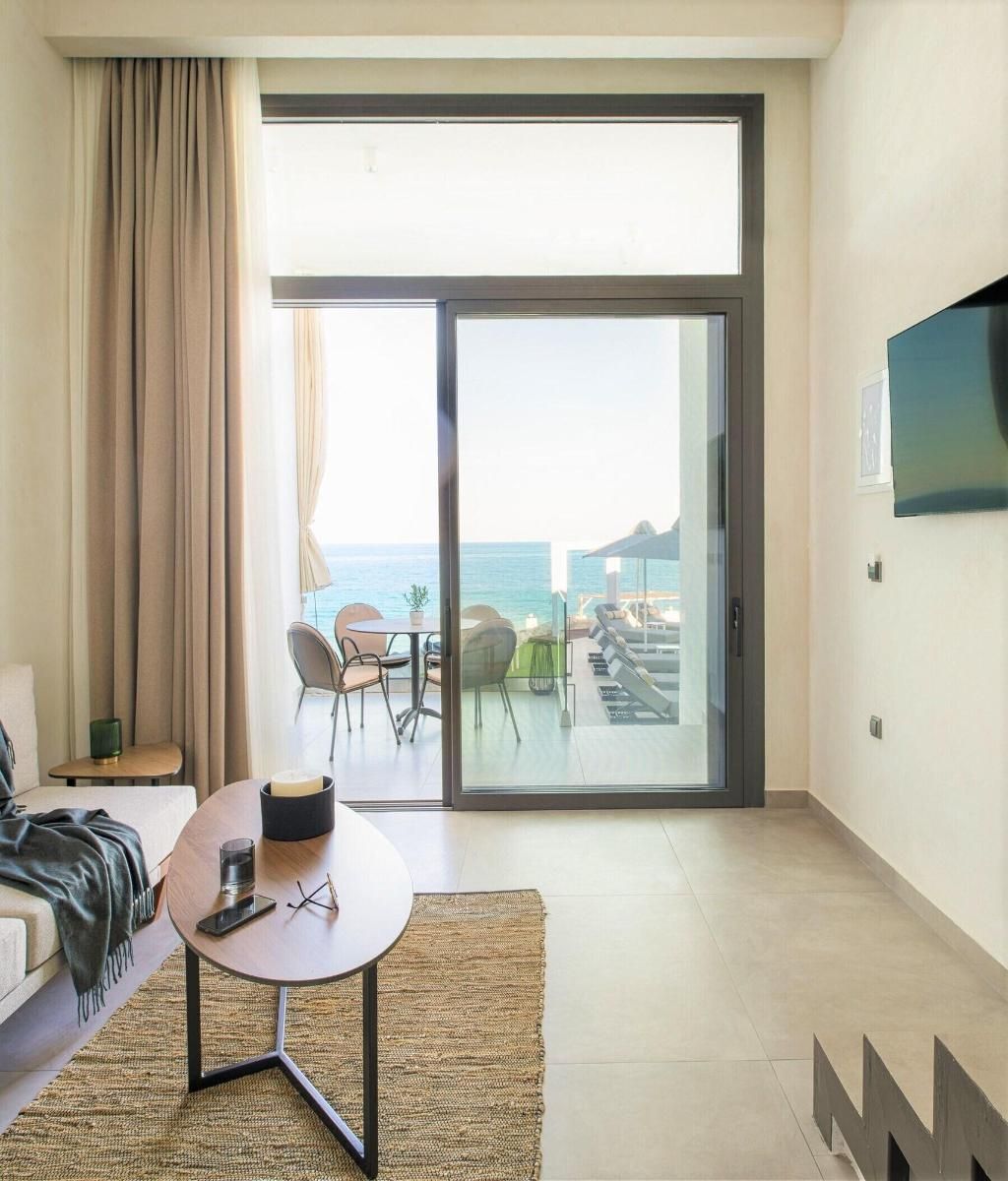 Akrotiri Olympus Luxury Suites, foto 12