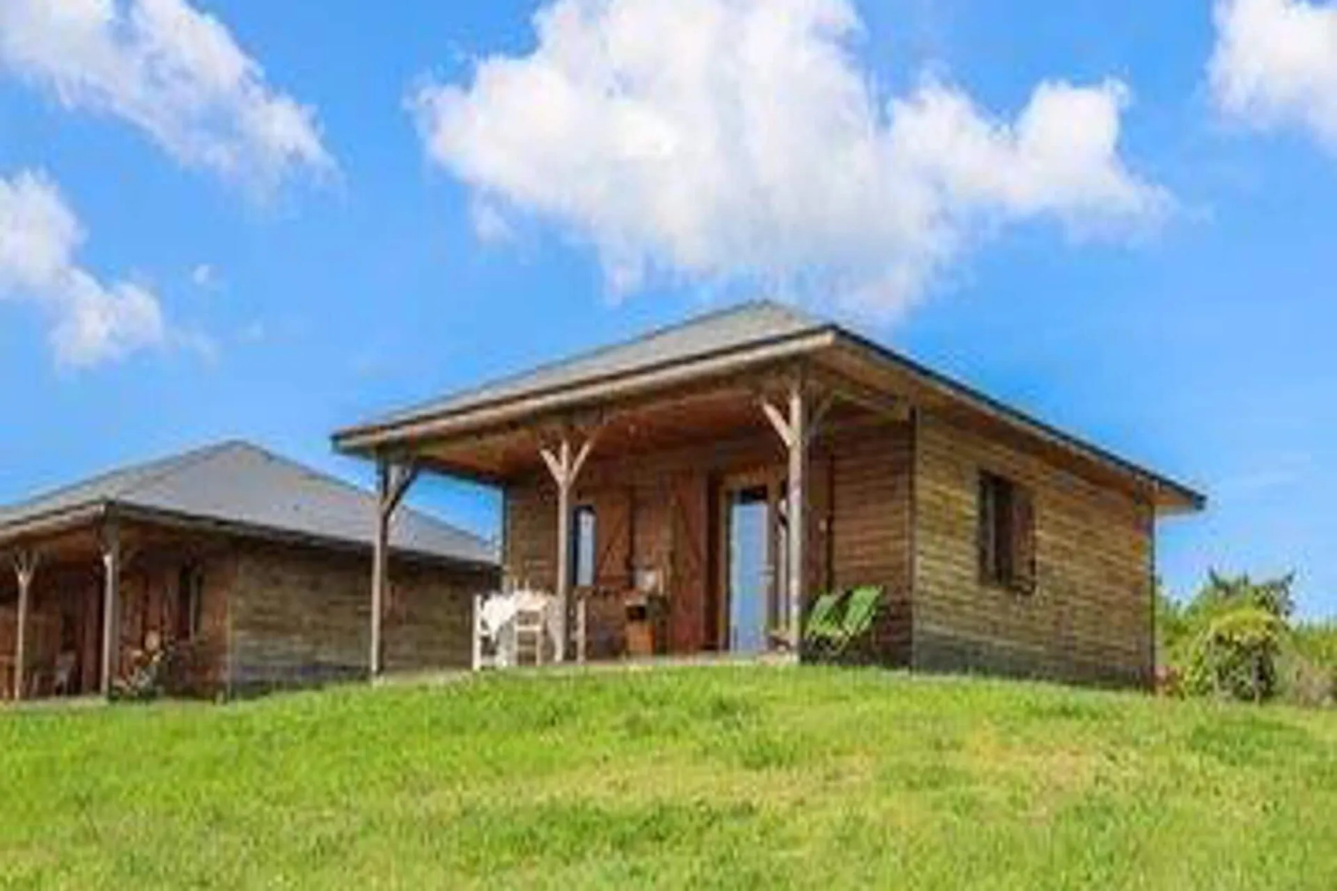 Exterieur vakantiehuis (zomer)
