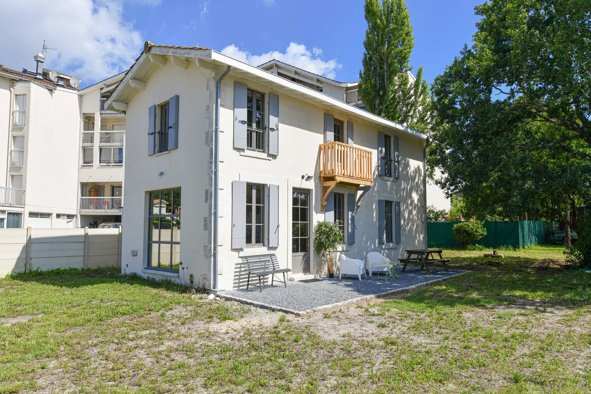 Exterieur vakantiehuis (zomer)