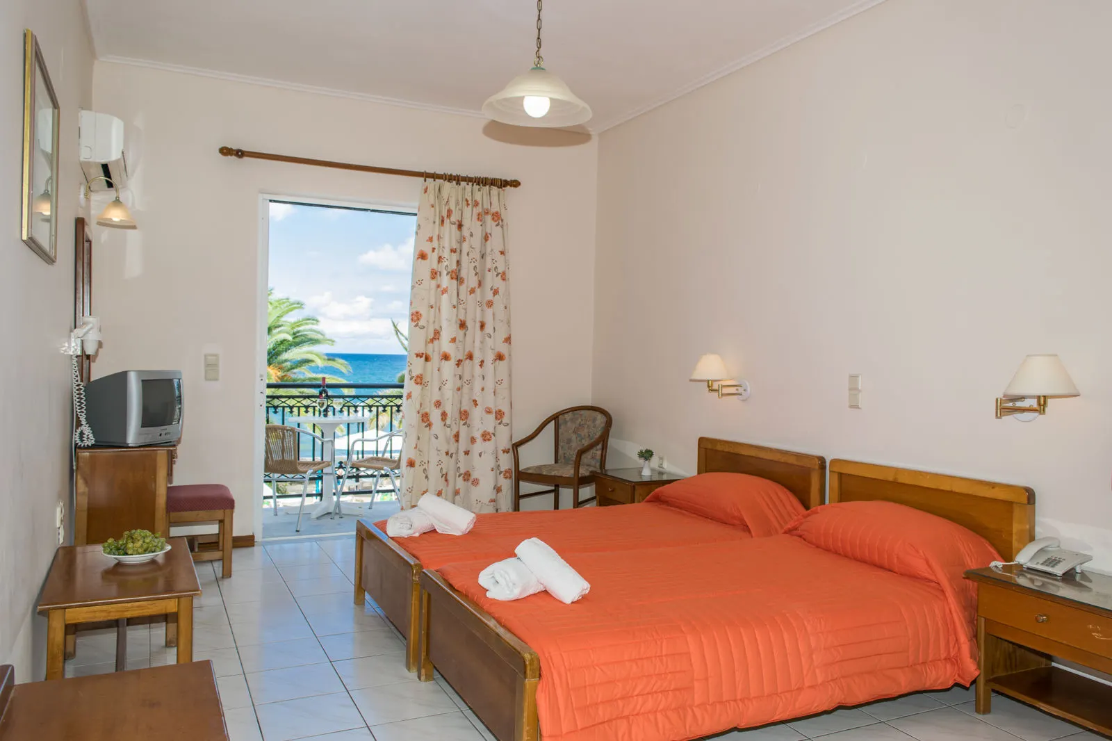Paradise Hotel