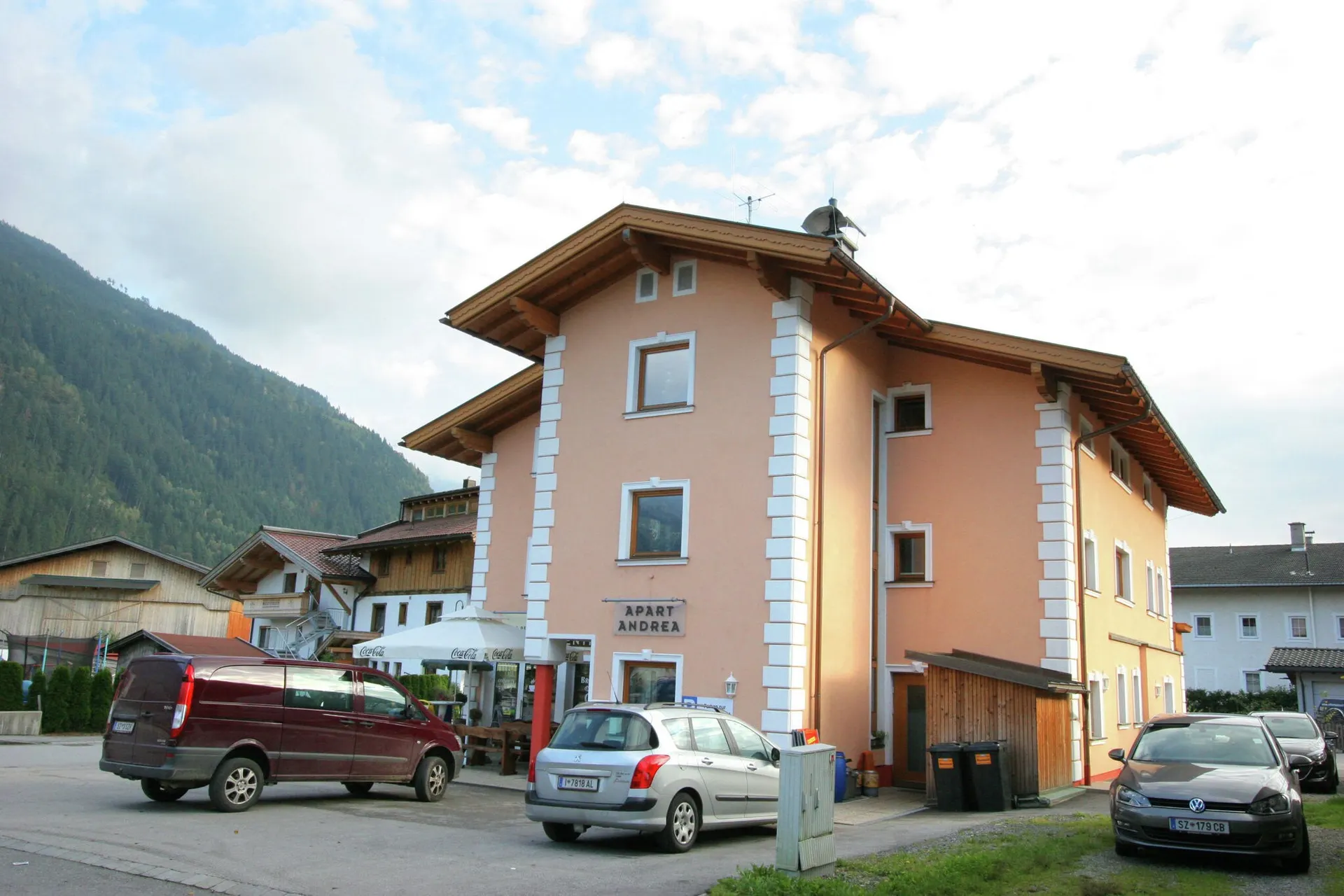 Exterieur vakantiehuis (zomer)
