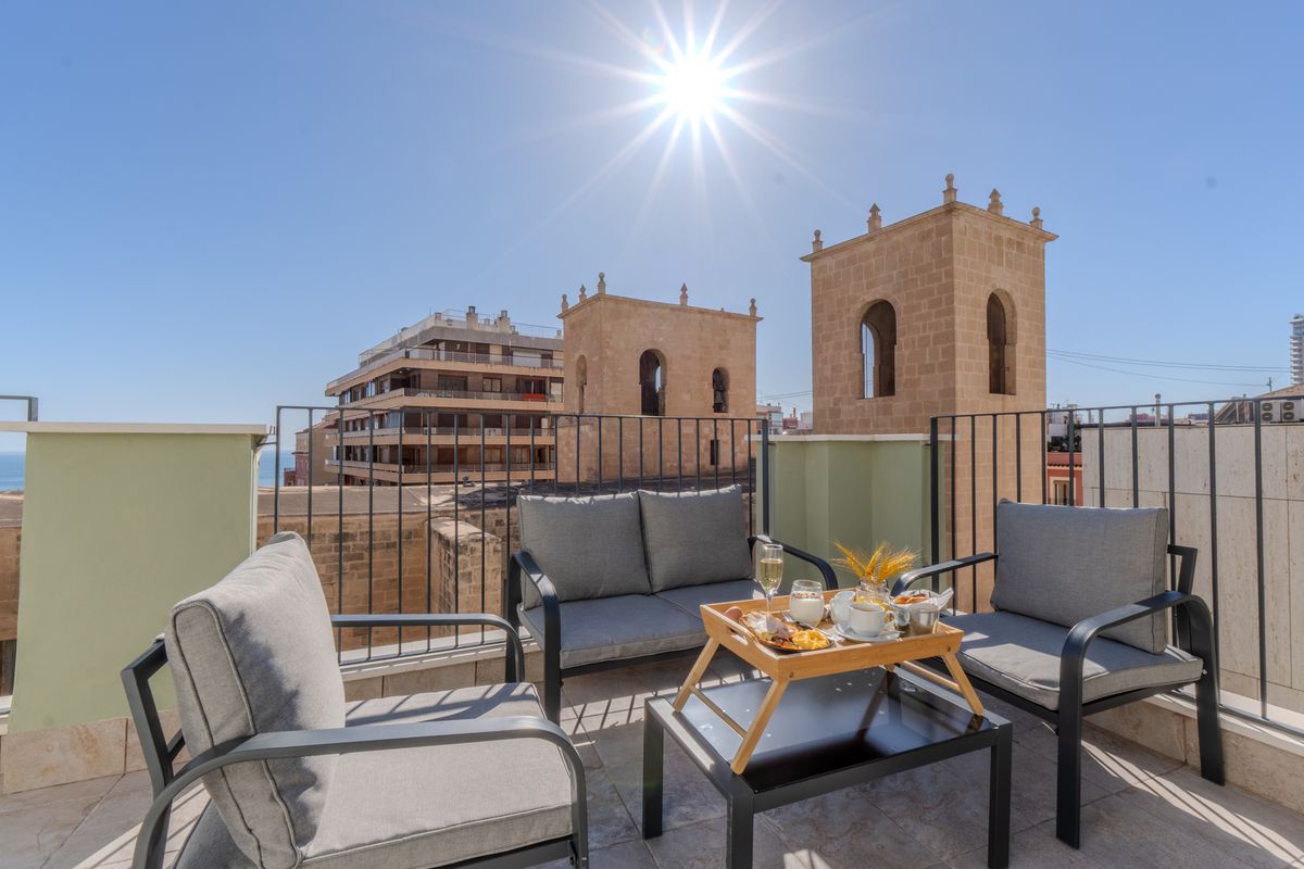 Apartamentos La Basílica by BeAlicante, foto 11