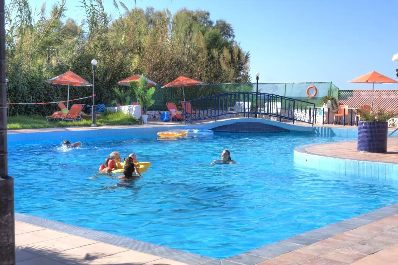 Trefon Hotel Apartments & Family Suites