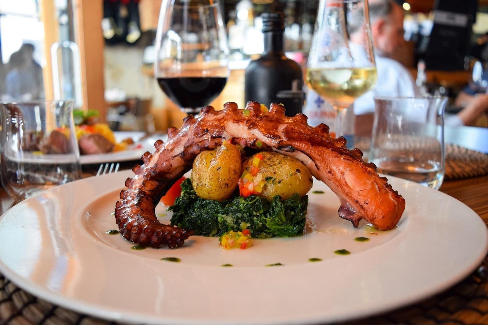 Fly-drive Wine & Dine in solares, foto 7