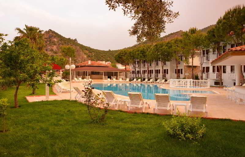 White Otel, foto 11