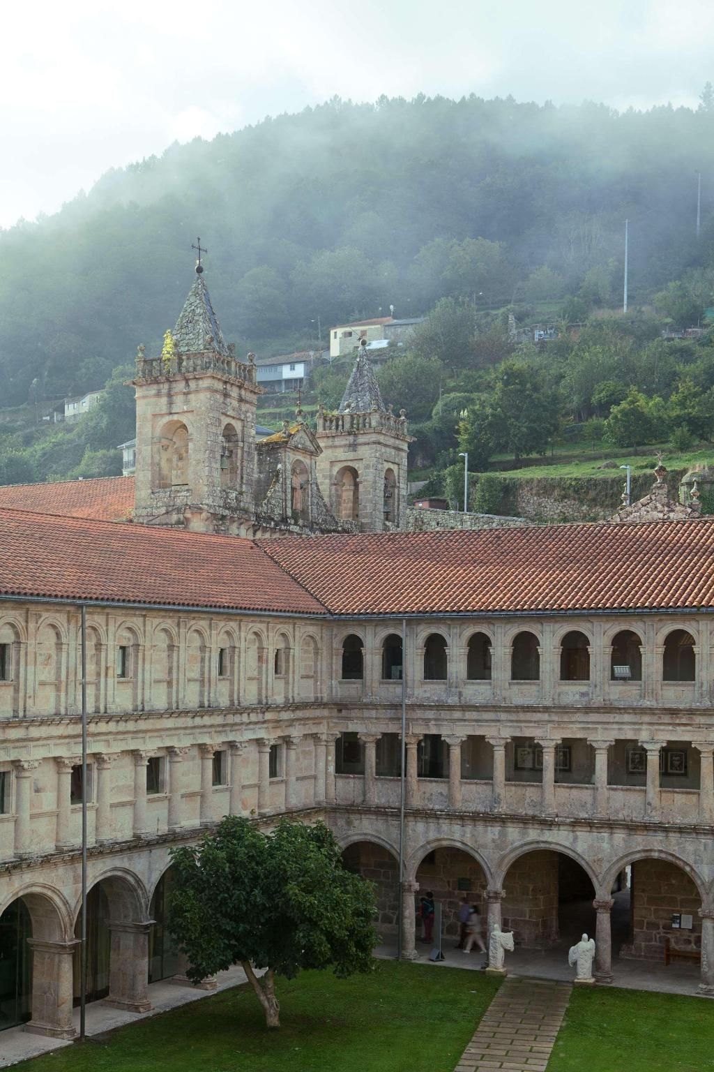 Parador de Santo Estevo, foto 8