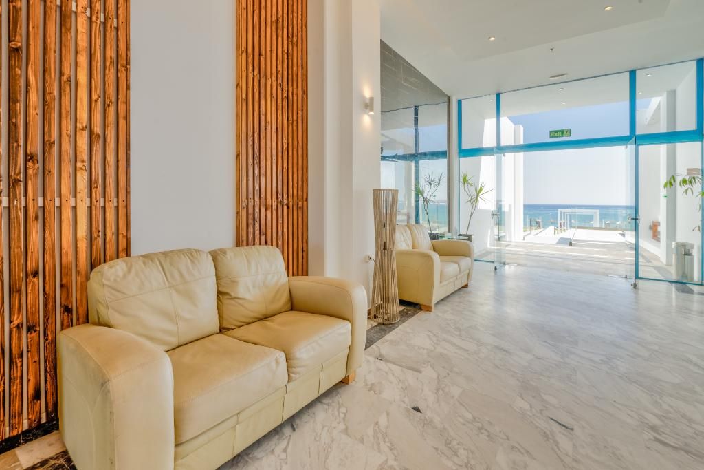 Kamari Plus Hotels, foto 2