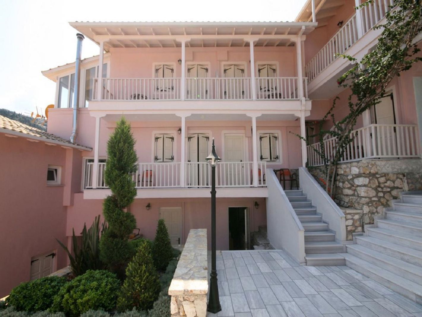 Ionis Hotel, foto 15