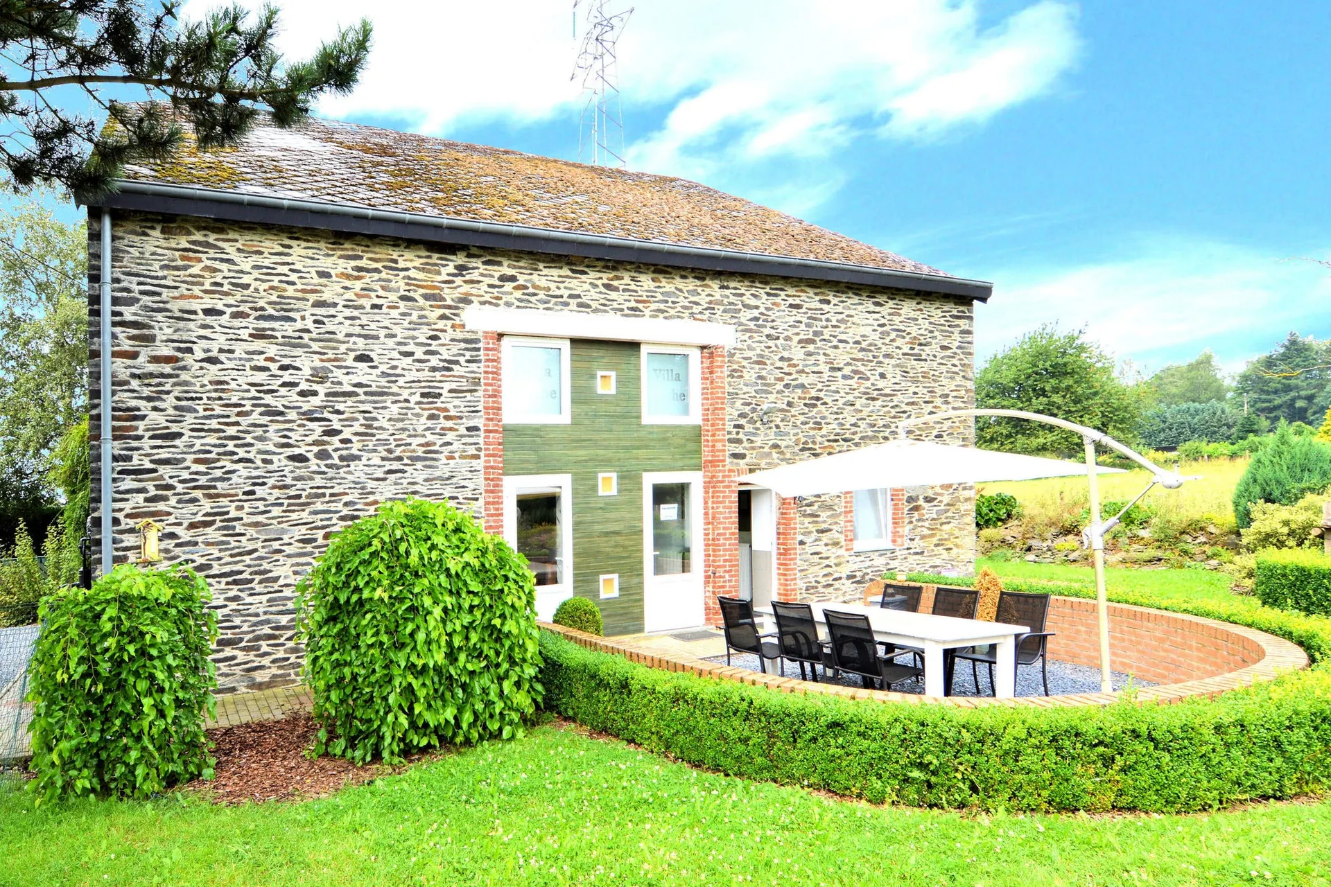 Extérieur maison de vacances (été)